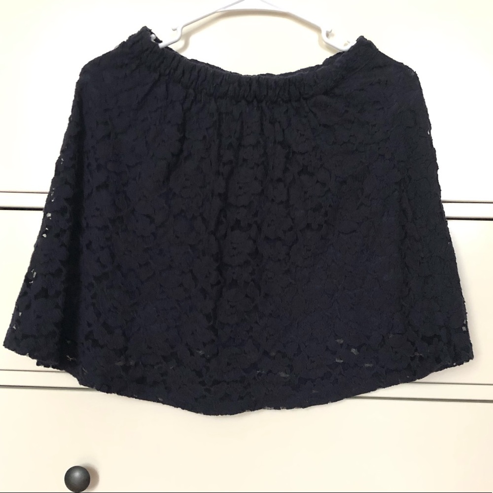 Hollister lace skirt in navy blue